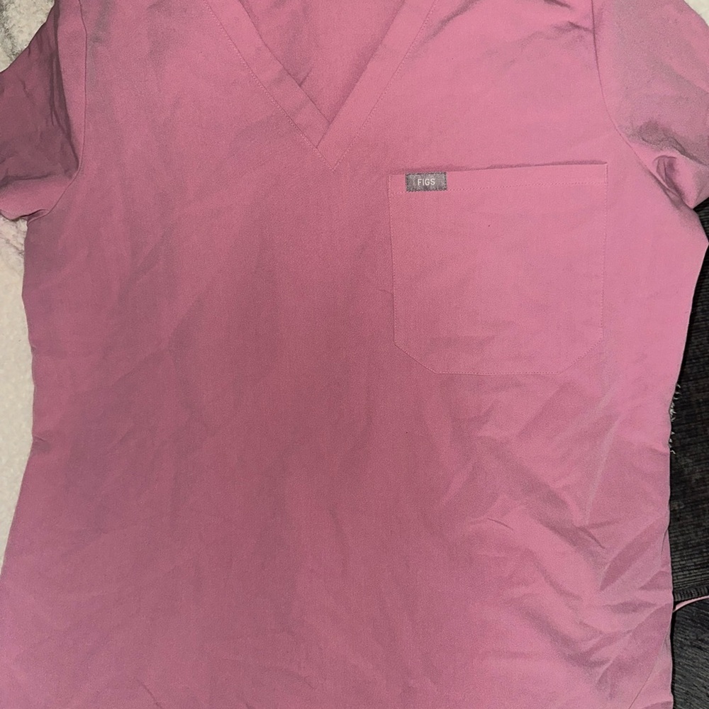 Figs Pink Scrub top